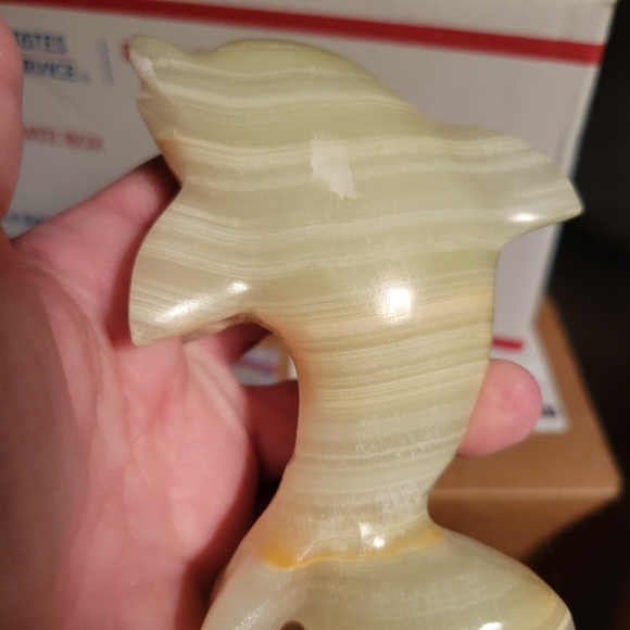 Jade dolphin - Picture 2 of 2